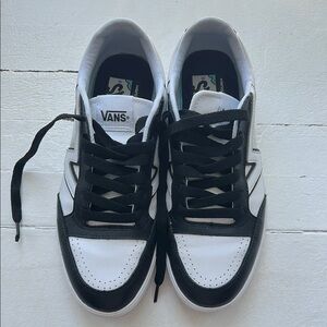Vans Classic Black and White Low-Tops